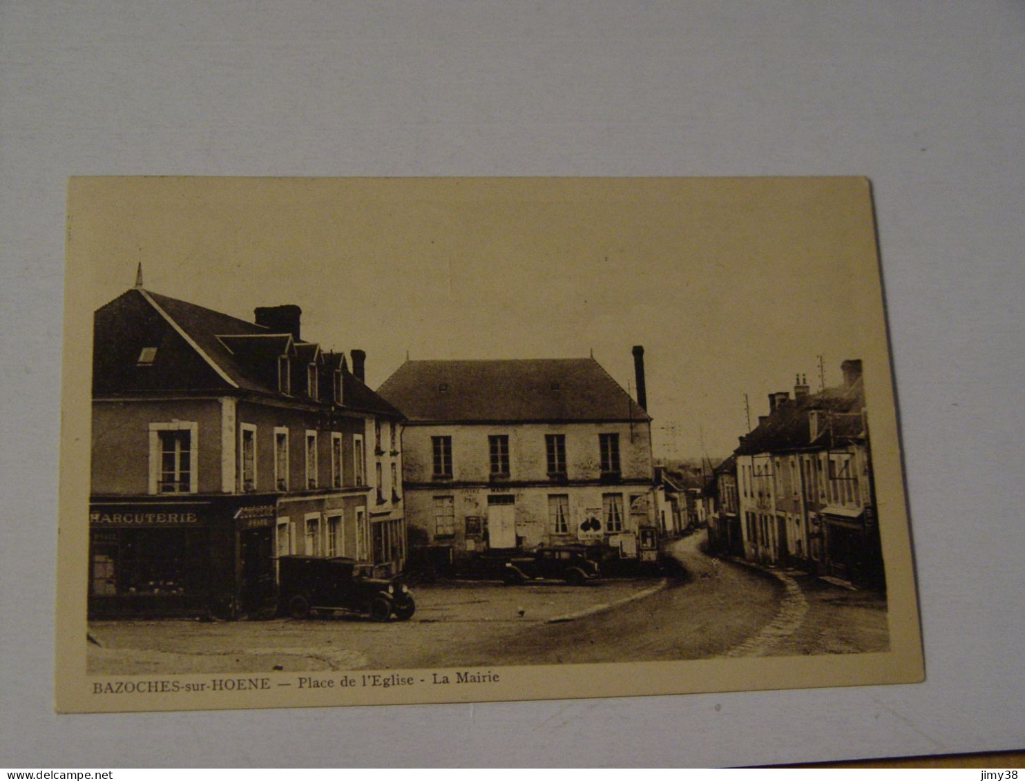 ORNE-BAZOCHES SUR HOENE-PLACE DE L'EGLISE -LA MAIRIE - Bazoches Sur Höne