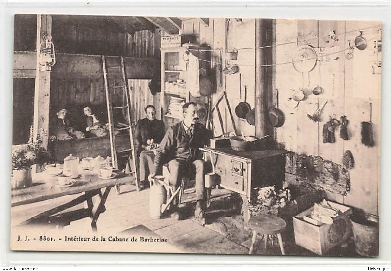 Intérieur De La Cabane De Barberine Finhaut - Finhaut