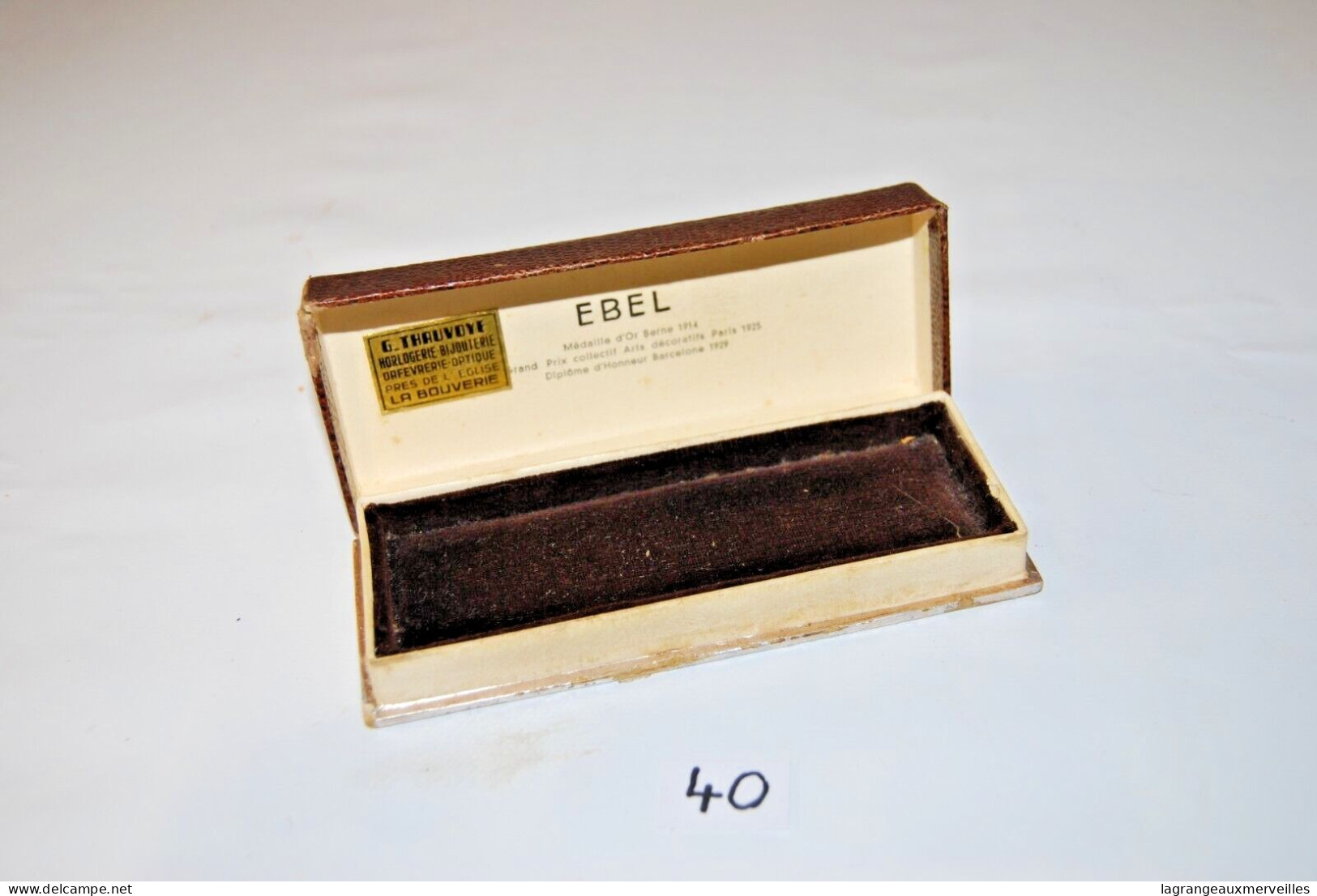 C40 Ancien Boite à Bijoux - Coffret - Ebel - Thauvoye - La Bouverie - Mons - Materiales