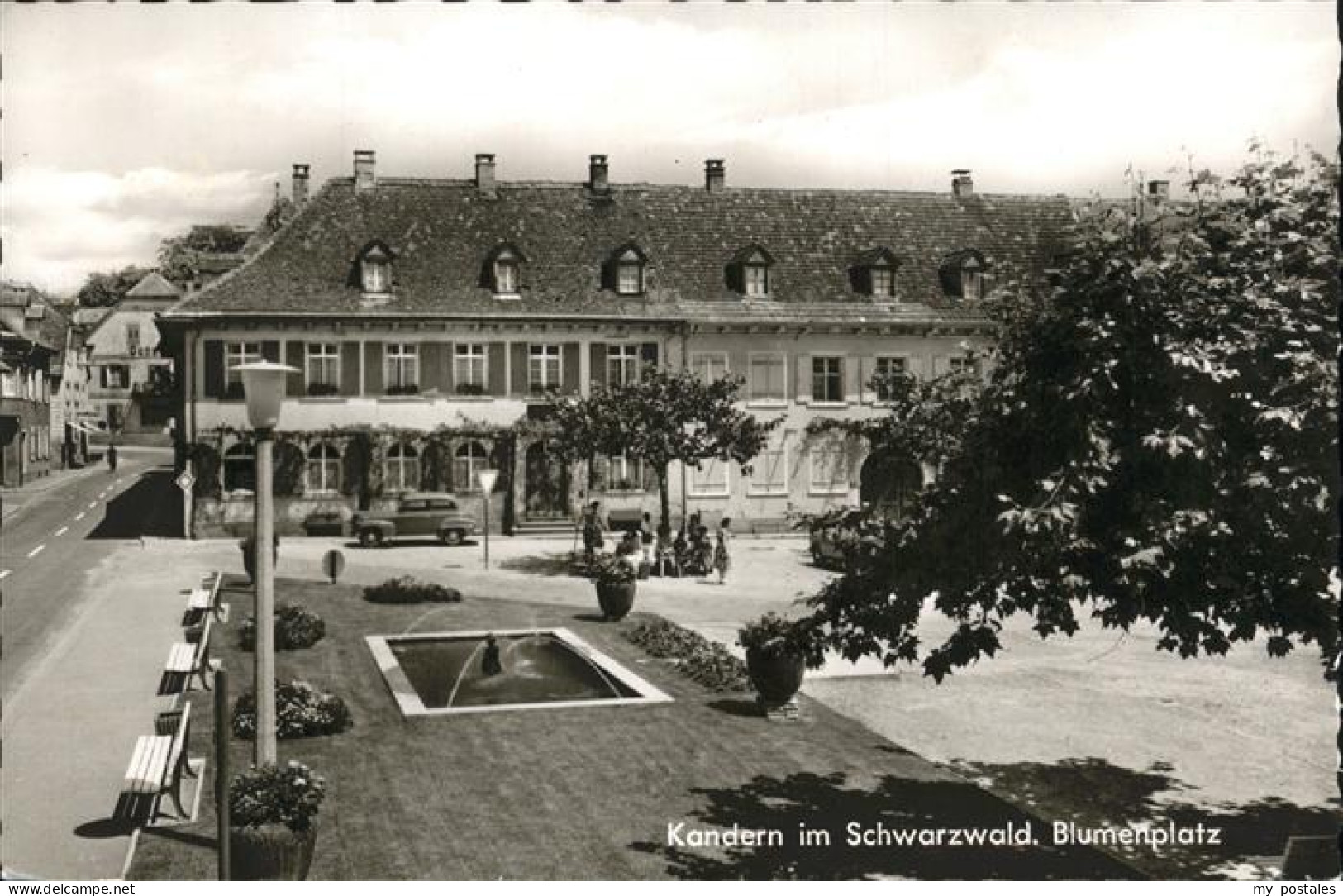 41229027 Kandern Blumenplatz Springbrunnen Kandern - Kandern