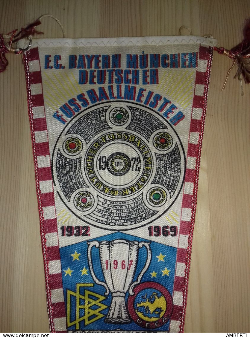 Banderin Bayern Munich Del Año 72 - Bekleidung, Souvenirs Und Sonstige