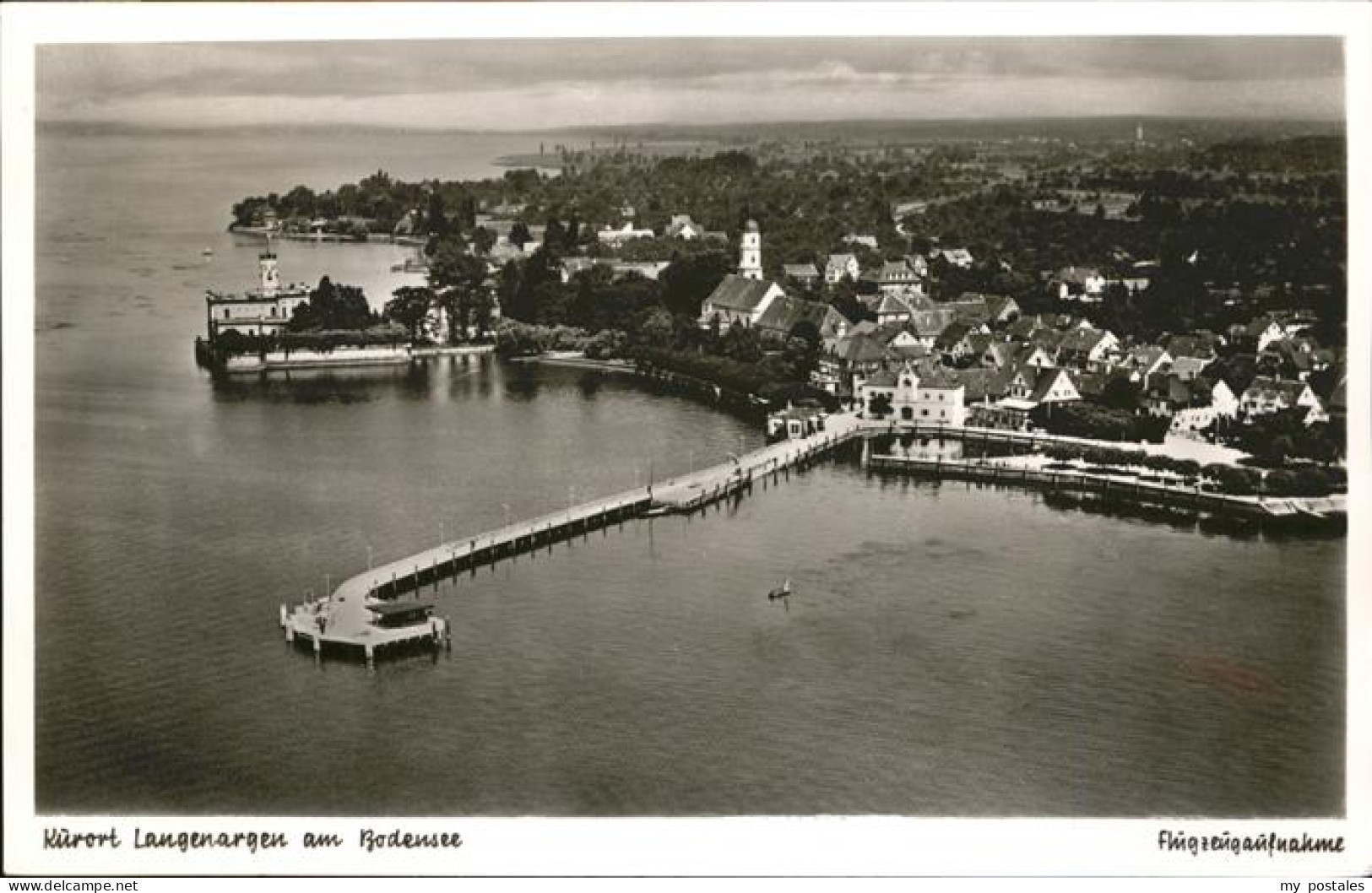 41228624 Langenargen Bodensee Fliegeraufnahme Langenargen - Langenargen