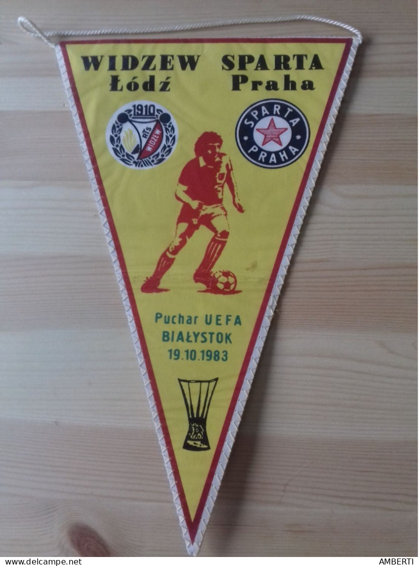 Banderín Copa De La UEFA Widzew Lodz Vs Sparta Praga - Apparel, Souvenirs & Other