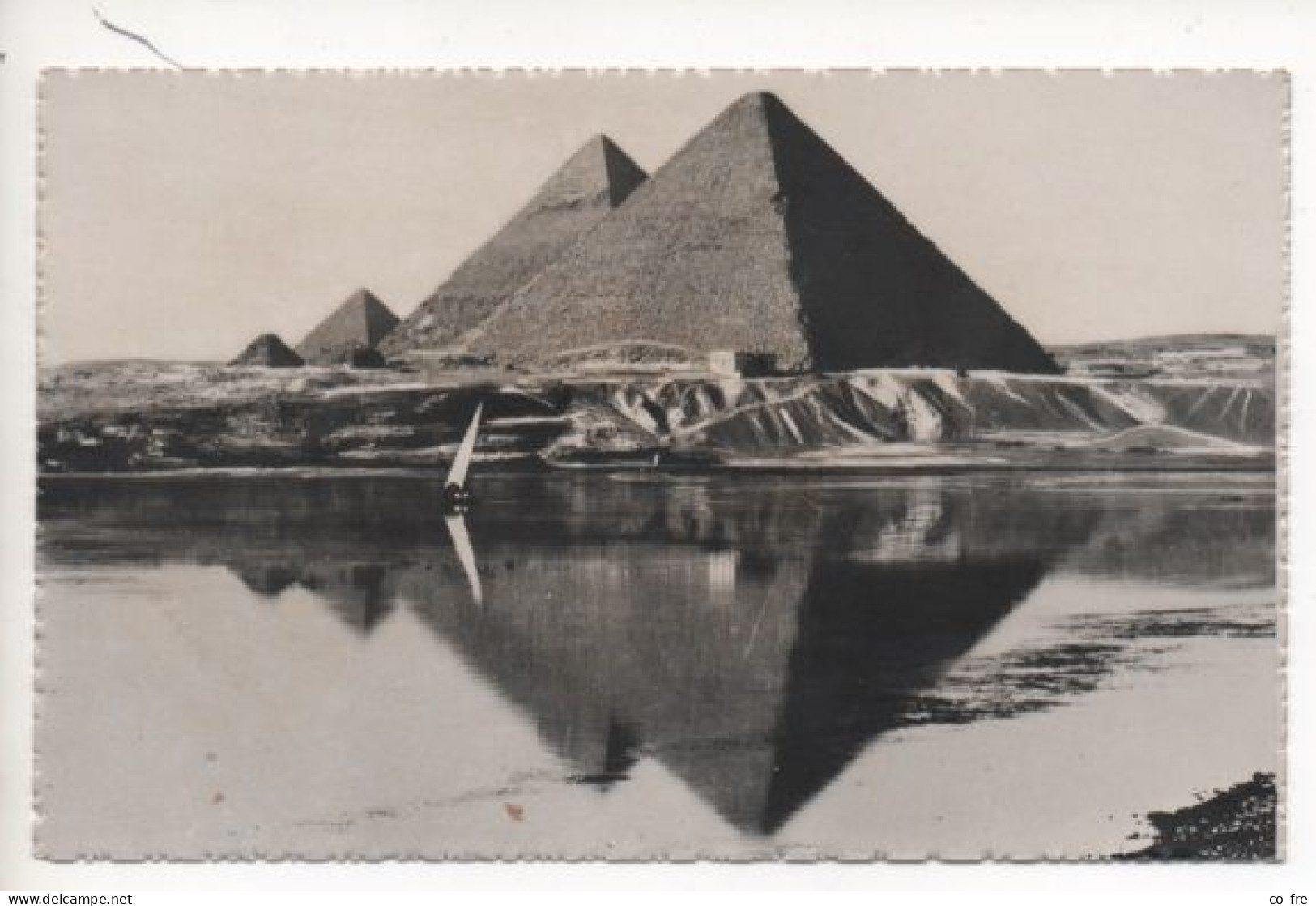 Égypte, CPM Des Pyramides - Pyramides