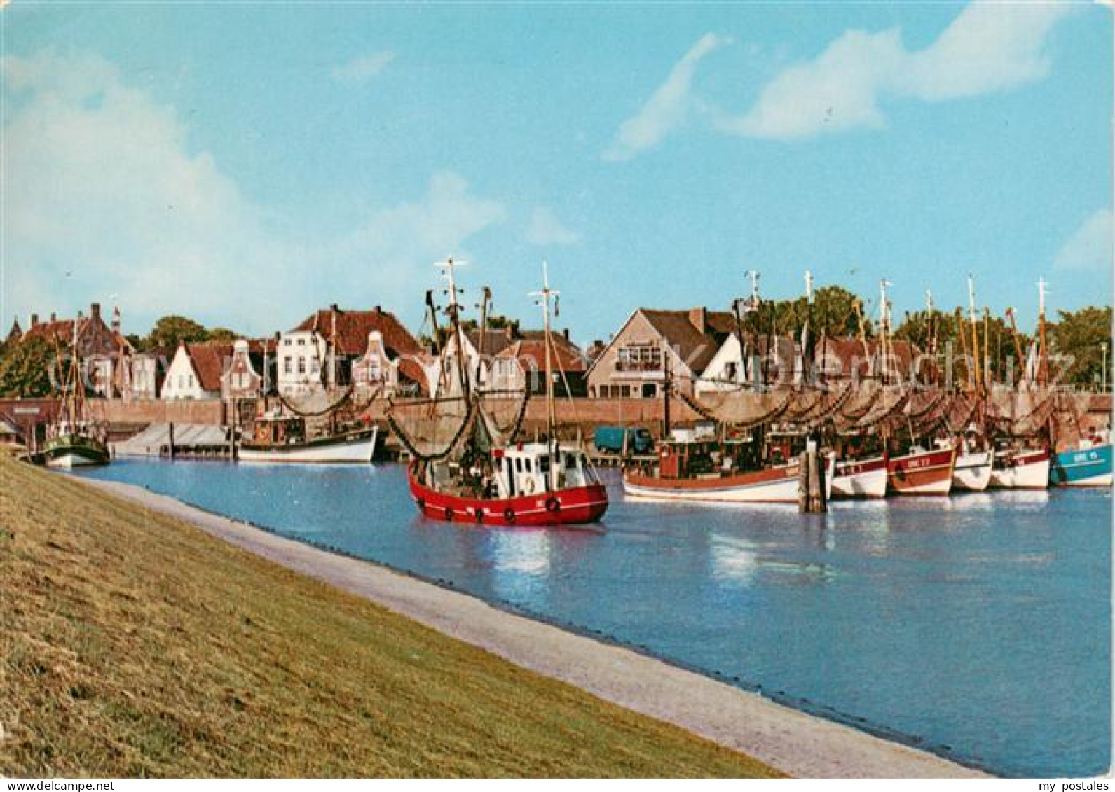 73840597 Greetsiel Fischerhafen Greetsiel - Krummhörn