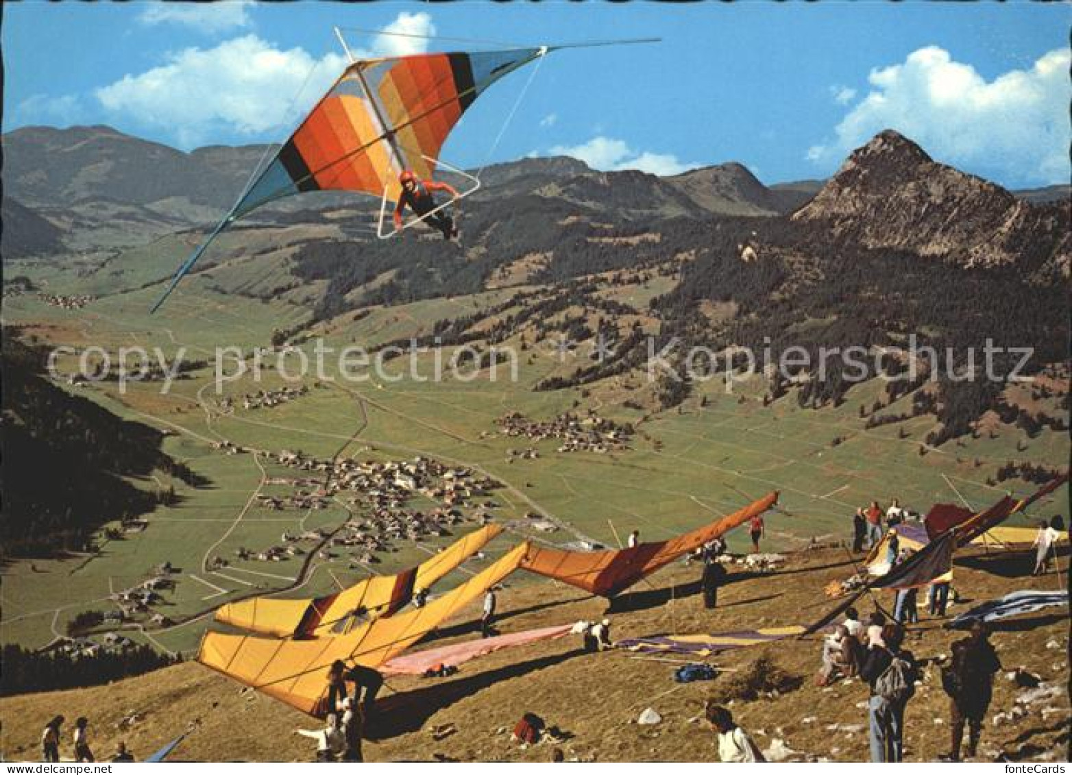 72063507 Drachenflug Tannheim Tirol Neunerkoepfle   - Fallschirmspringen