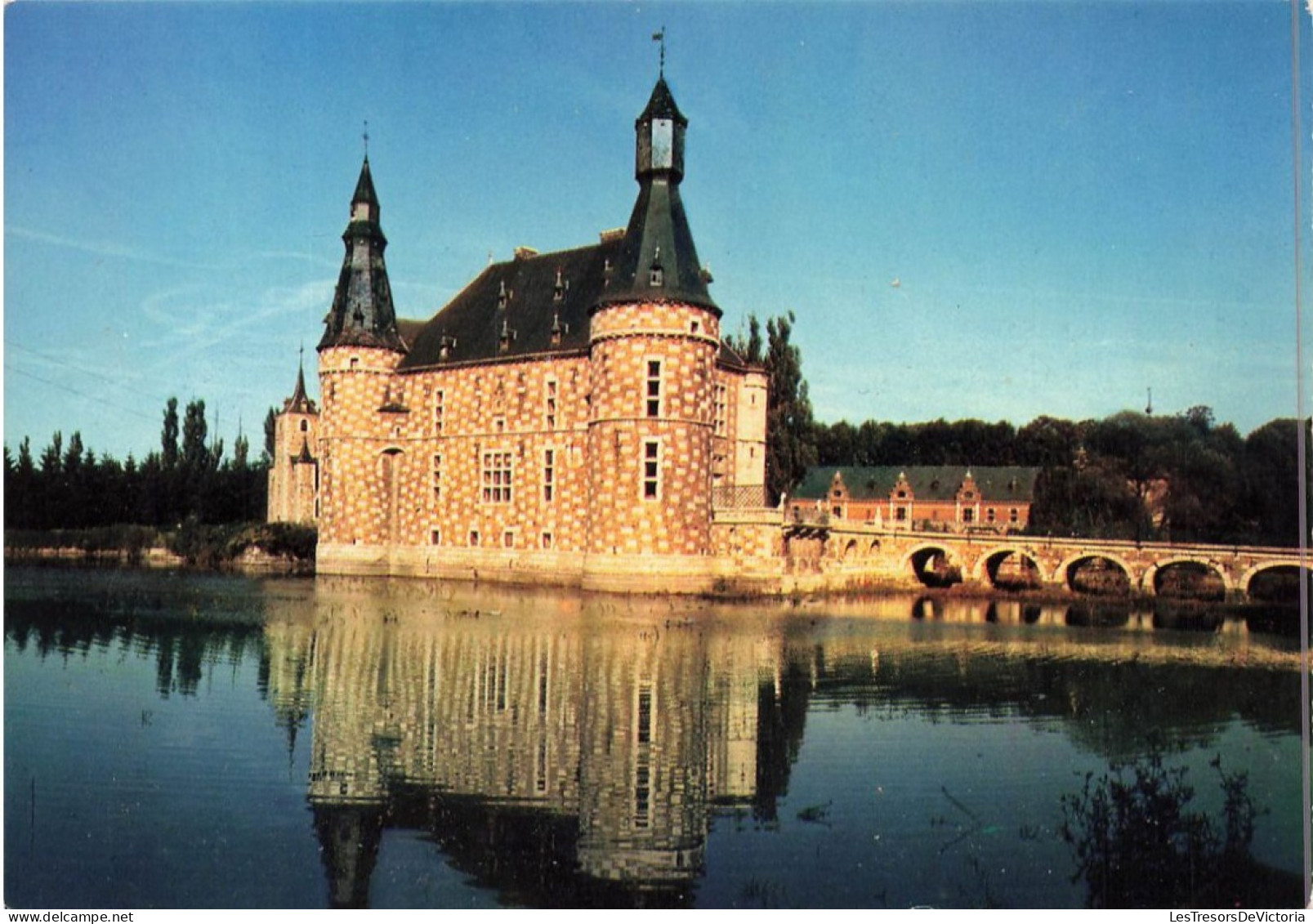BATIMENTS & ARCHITECTURE - Châteaux - Château De Jehay - Musées Internationaux D'histoire Et Préhistoire - Carte Postale - Castillos