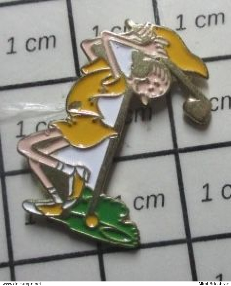 513f Pin's Pins / Beau Et Rare / BD / DESSIN ANIME OLIVE OIL FIANCEE DE POPEYE JOUANT AU GOLF - Golf