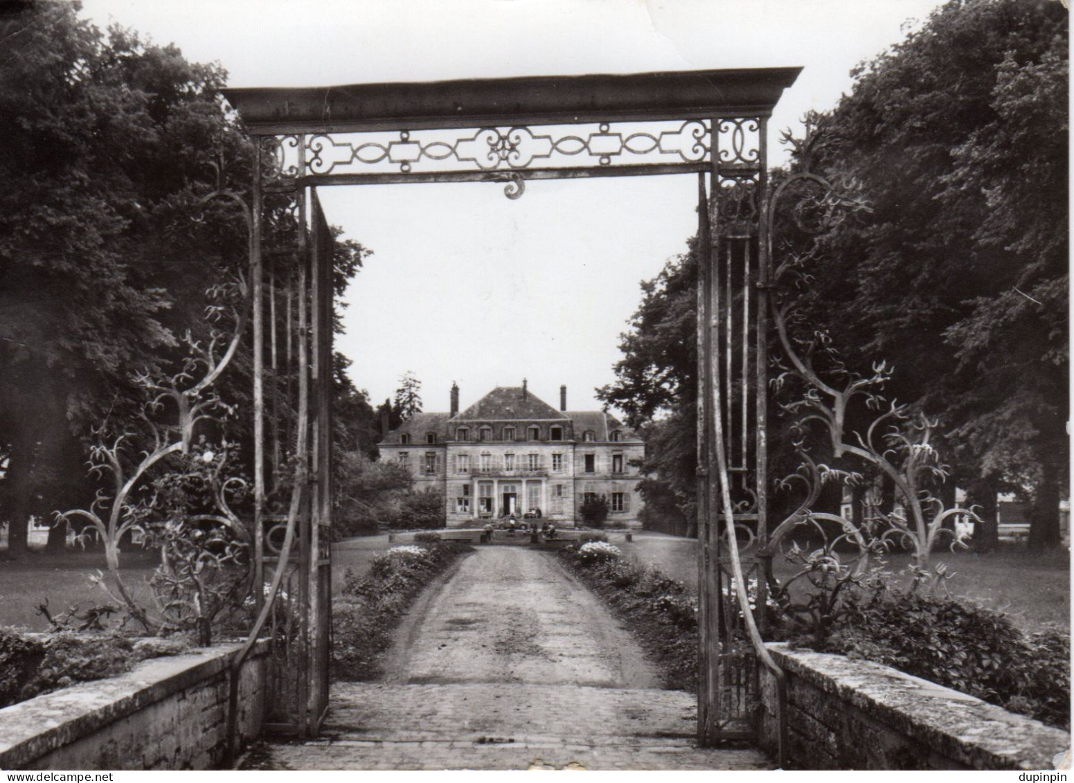 ANGERVILLE - Château D'Arnouville - Angerville