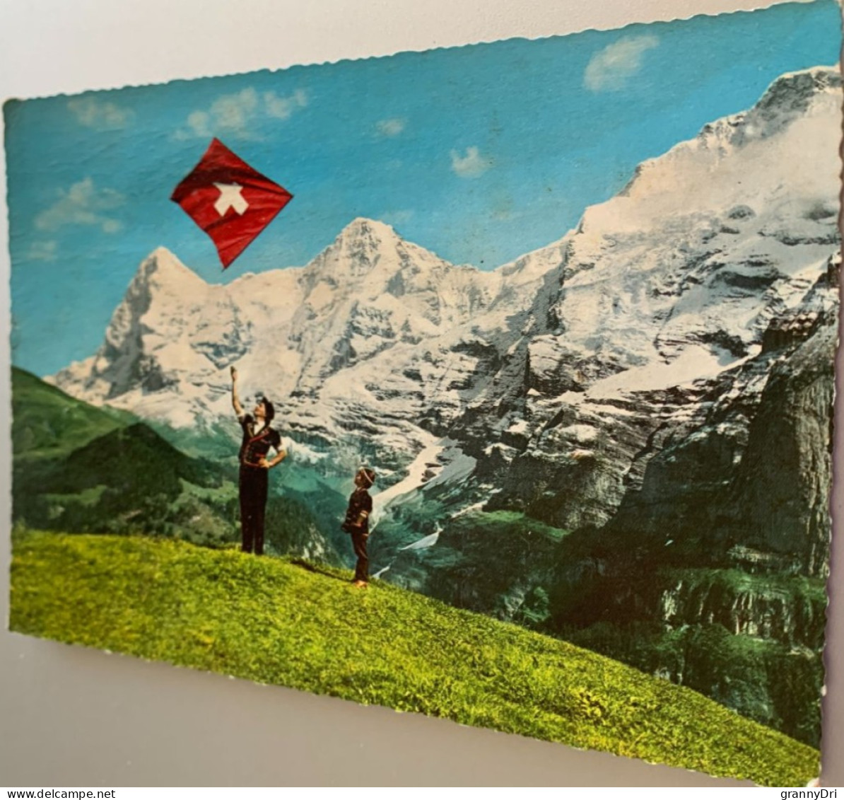 Suisse Berne Oberland 1967 Vue Sur L Eiger 3975m Le Jungfrau 4166m Enneige Ete Drapeau Suisse Enfant -ed Kruger 754/57 - Oberburg