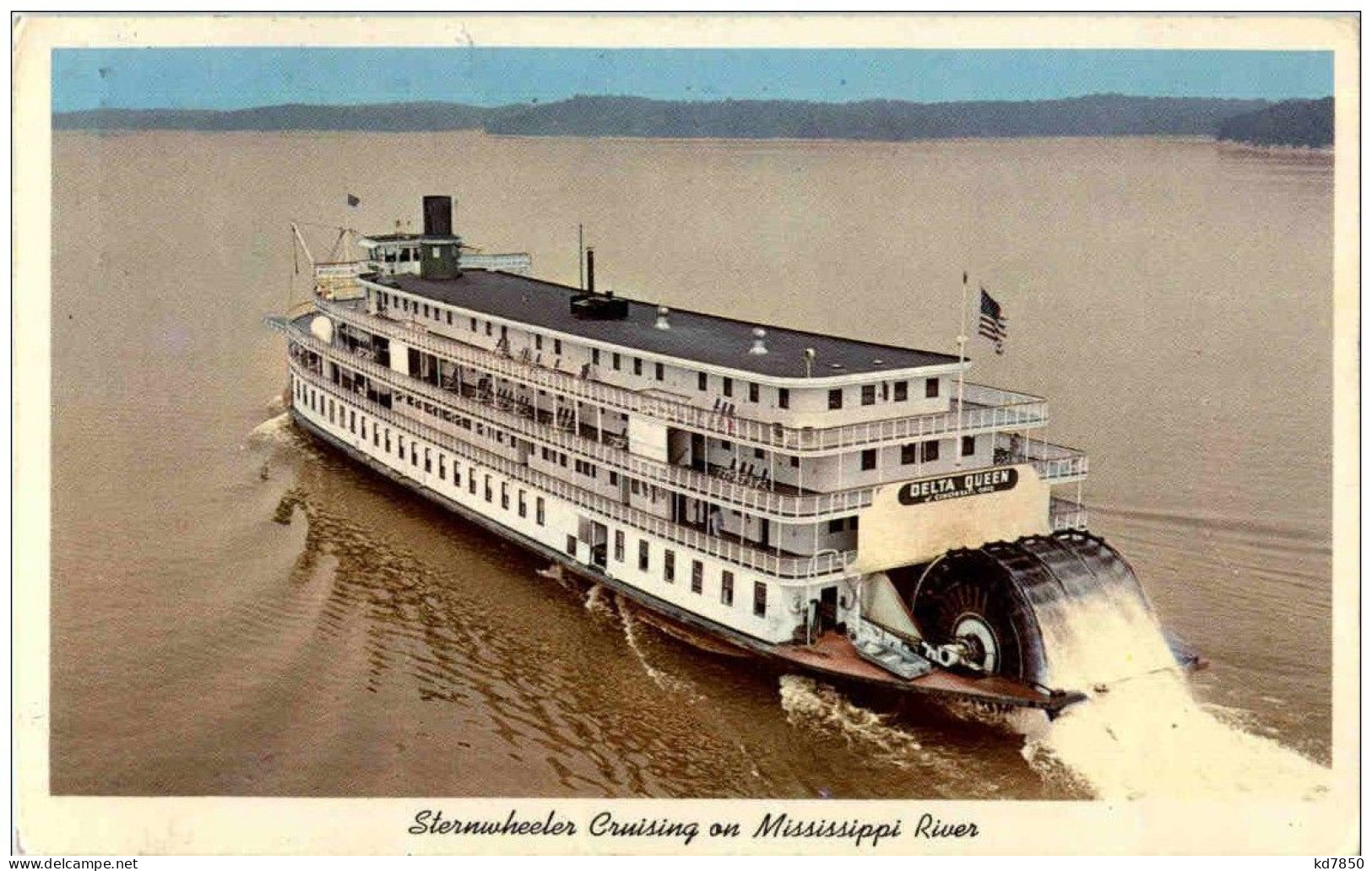 Sternwheeler Cruising On Mississippi River - Other & Unclassified