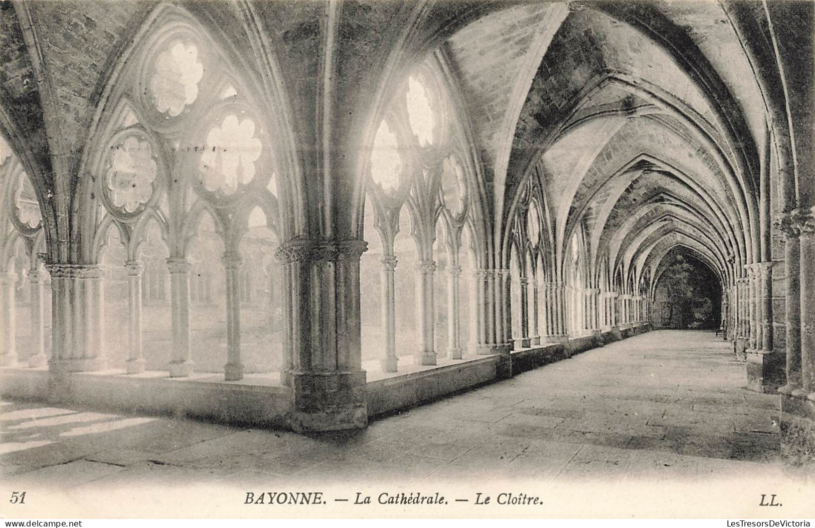 FRANCE - Bayonne - La Cathédrale - Le Cloître - Carte Postale Ancienne - Bayonne