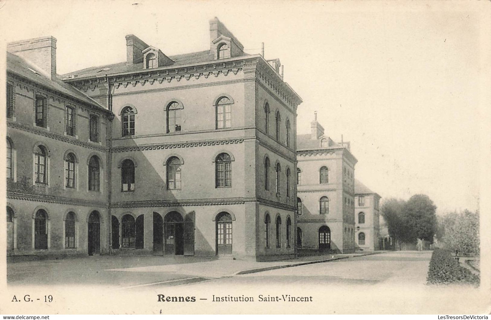 FRANCE - Rennes - Institution Saint Vincent - Carte Postale Ancienne - Rennes