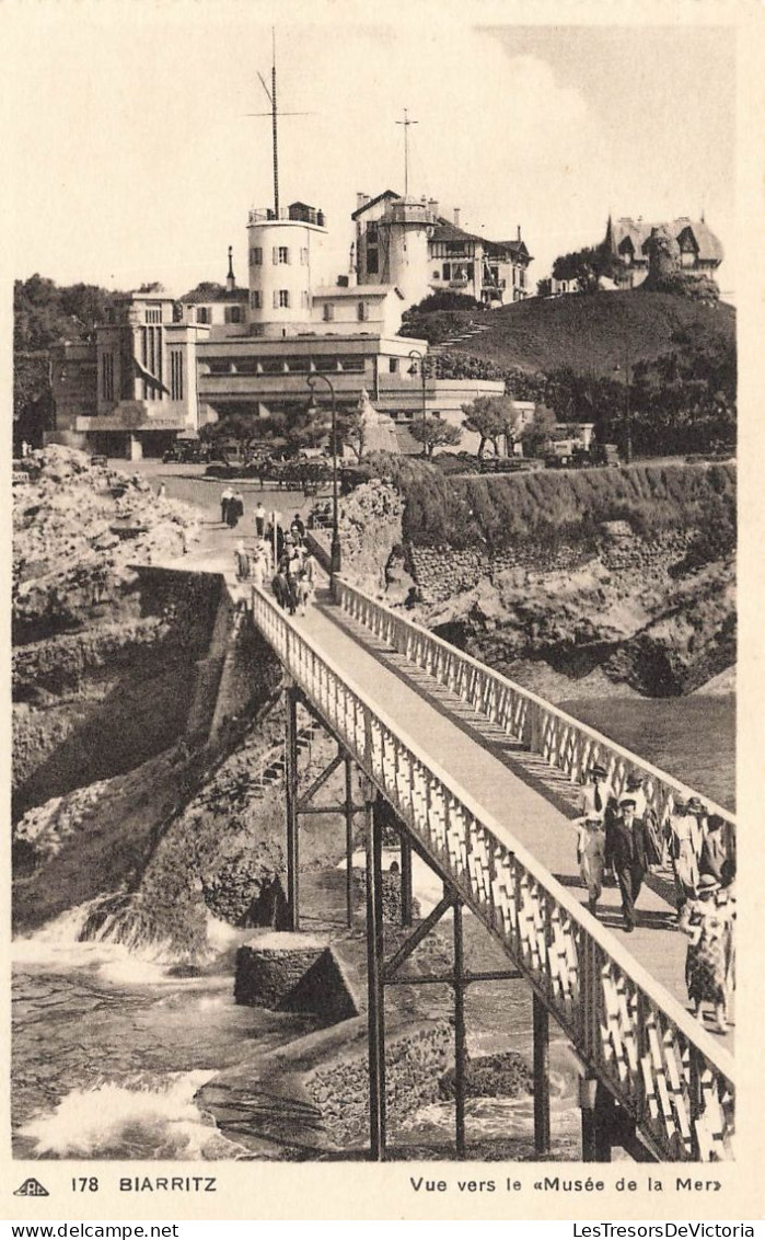 FRANCE - Biarritz - Vue Vers Le Musée De La Mer - Animé - Carte Postale Ancienne - Biarritz