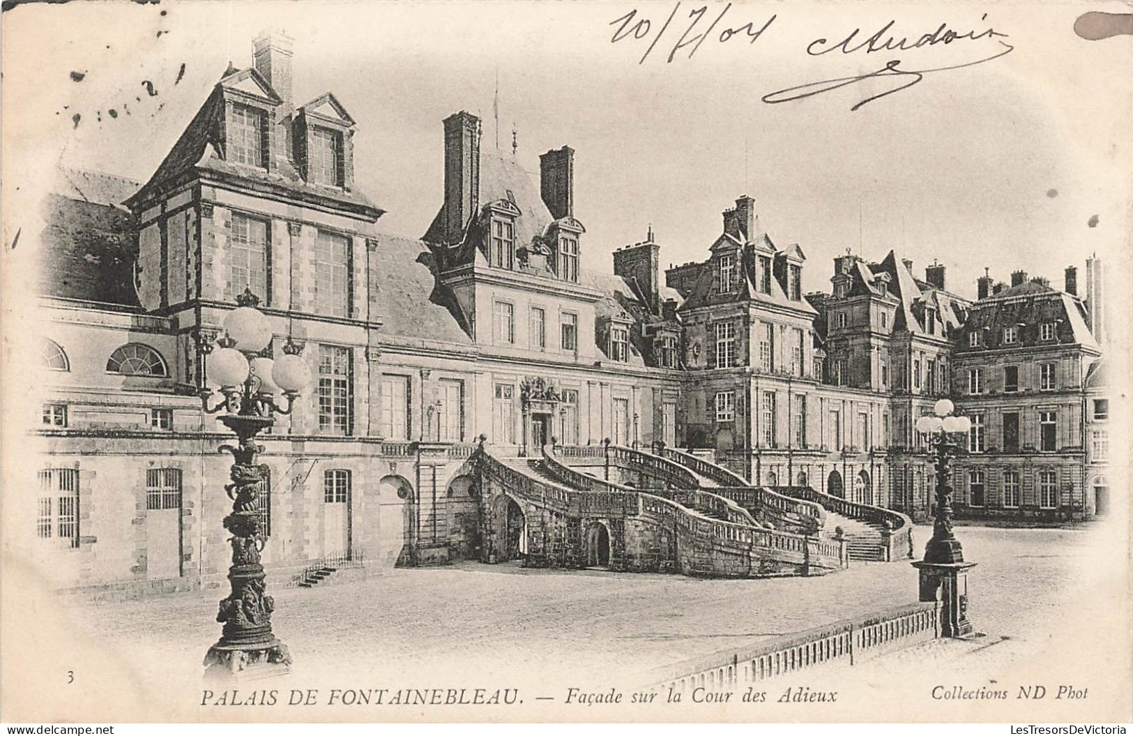 FRANCE - Fontainebleau - Palais De Fontainebleau - Façade Sur La Cour Des Adieux - Carte Postale Ancienne - Fontainebleau