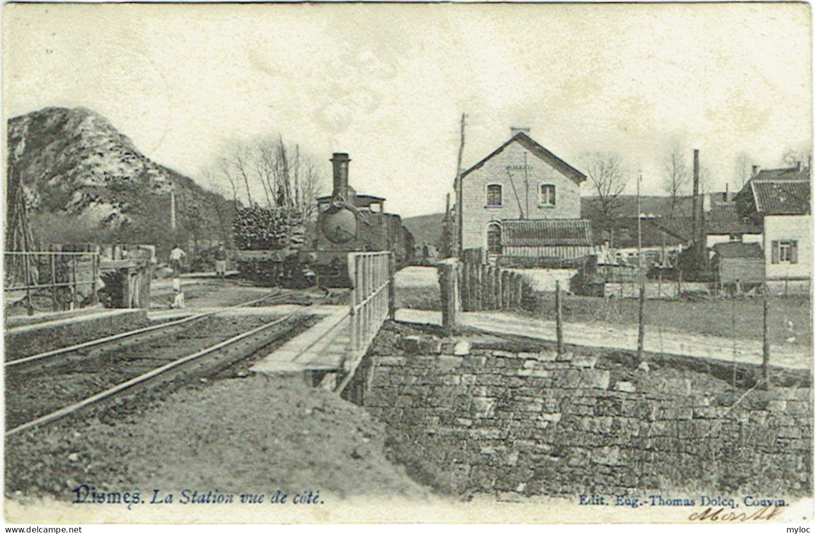 Nismes. Station Vue De Côté. Train. - Viroinval