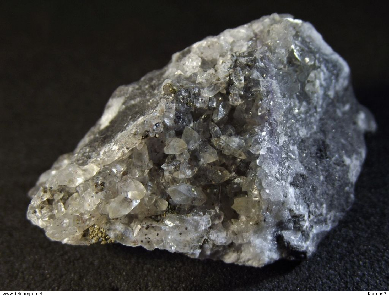 Calcite With Pyrite Inclusions ( 3.5 X 2.5 X 2 Cm) -  Schauinsland - Freiburg Im Breisgau  - Baden-Württemberg, Germany - Minéraux