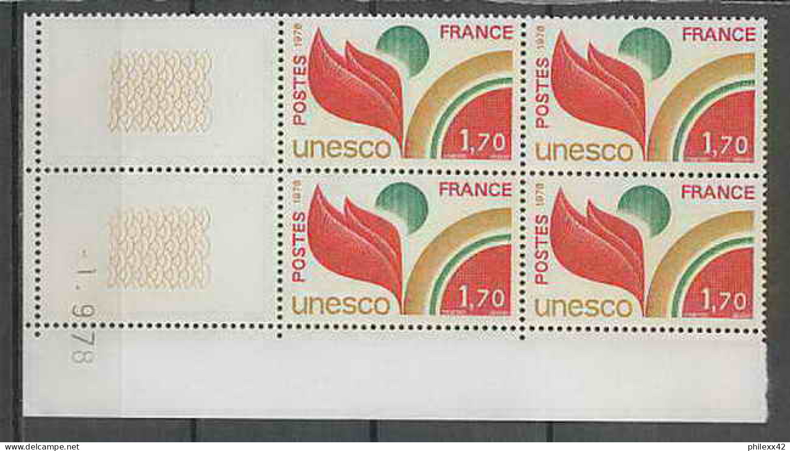 1301 - France - Coin Daté TB Neuf ** Service Unesco N°57 Date 1/9/1976 Sans Trait  - Service