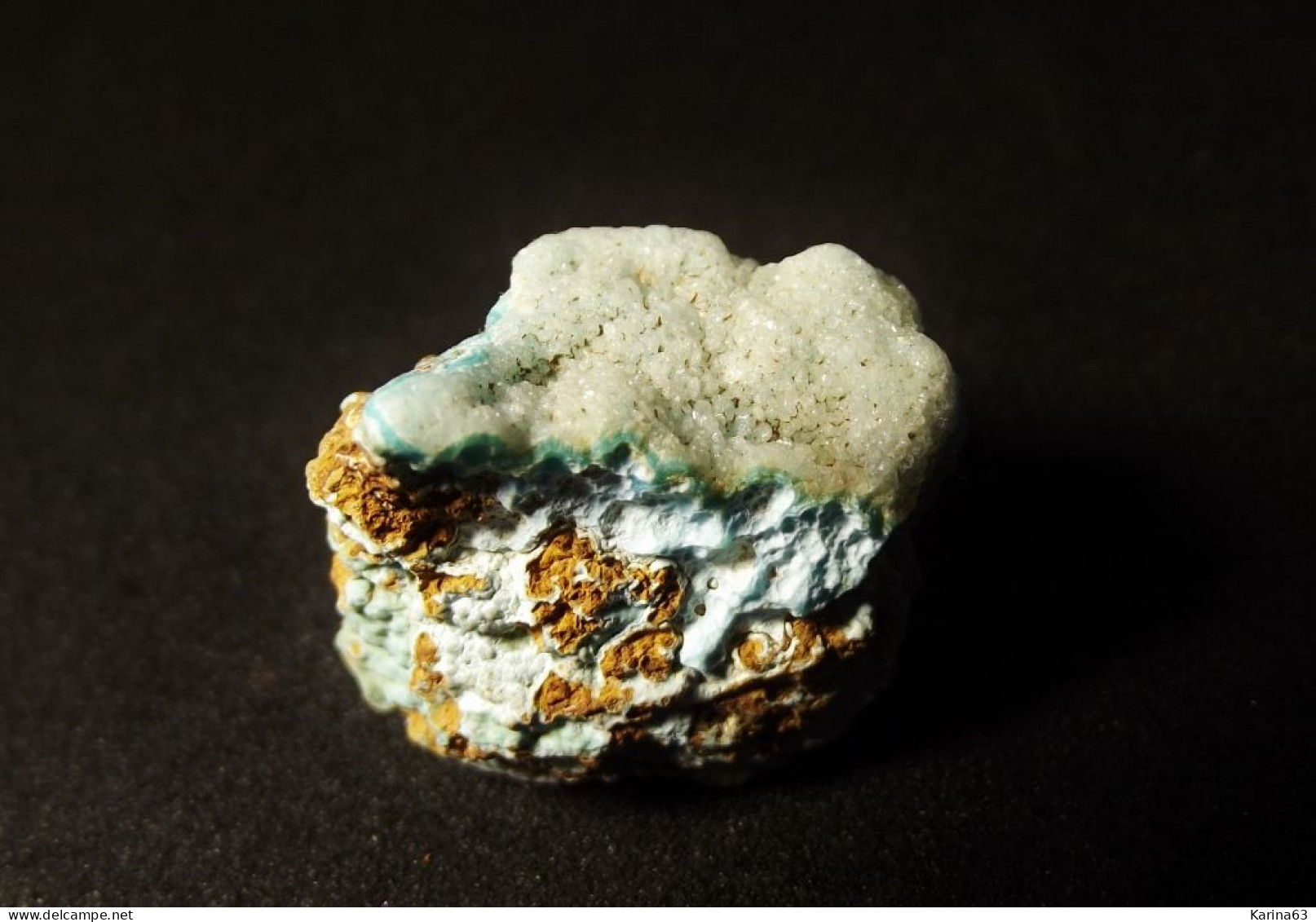 Sénégalite On Turquoise TL ( 2 X 1.5 X 2 Cm ) Kourou Diakouma Mountain, Falémé River Basin, Tambacounda Region - Senegal - Mineralien