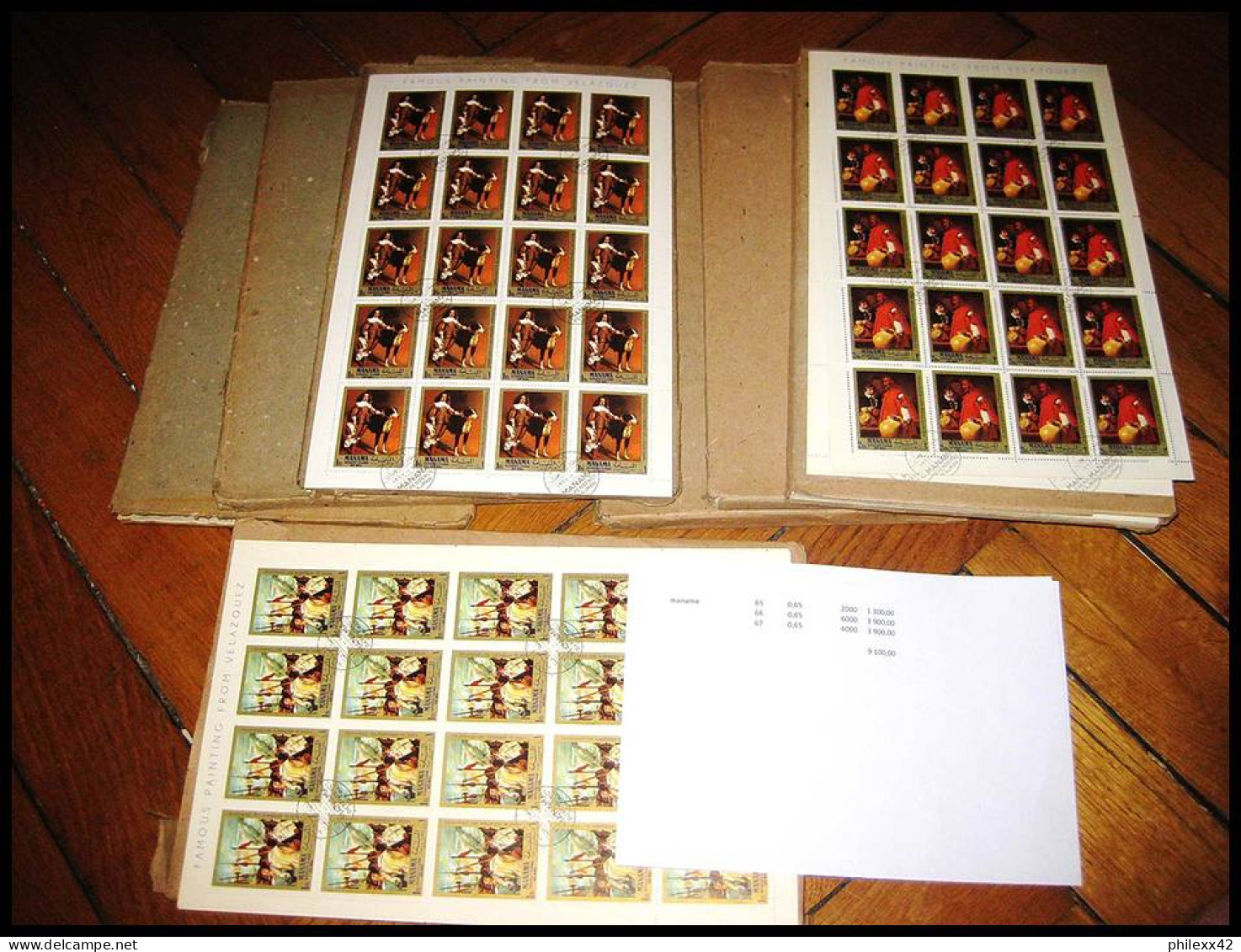 10-2 gros Cartons  timbres en feuilles + de 50 kg cote + de 56000.00 euros  voir description topics 1.5 % de la cote