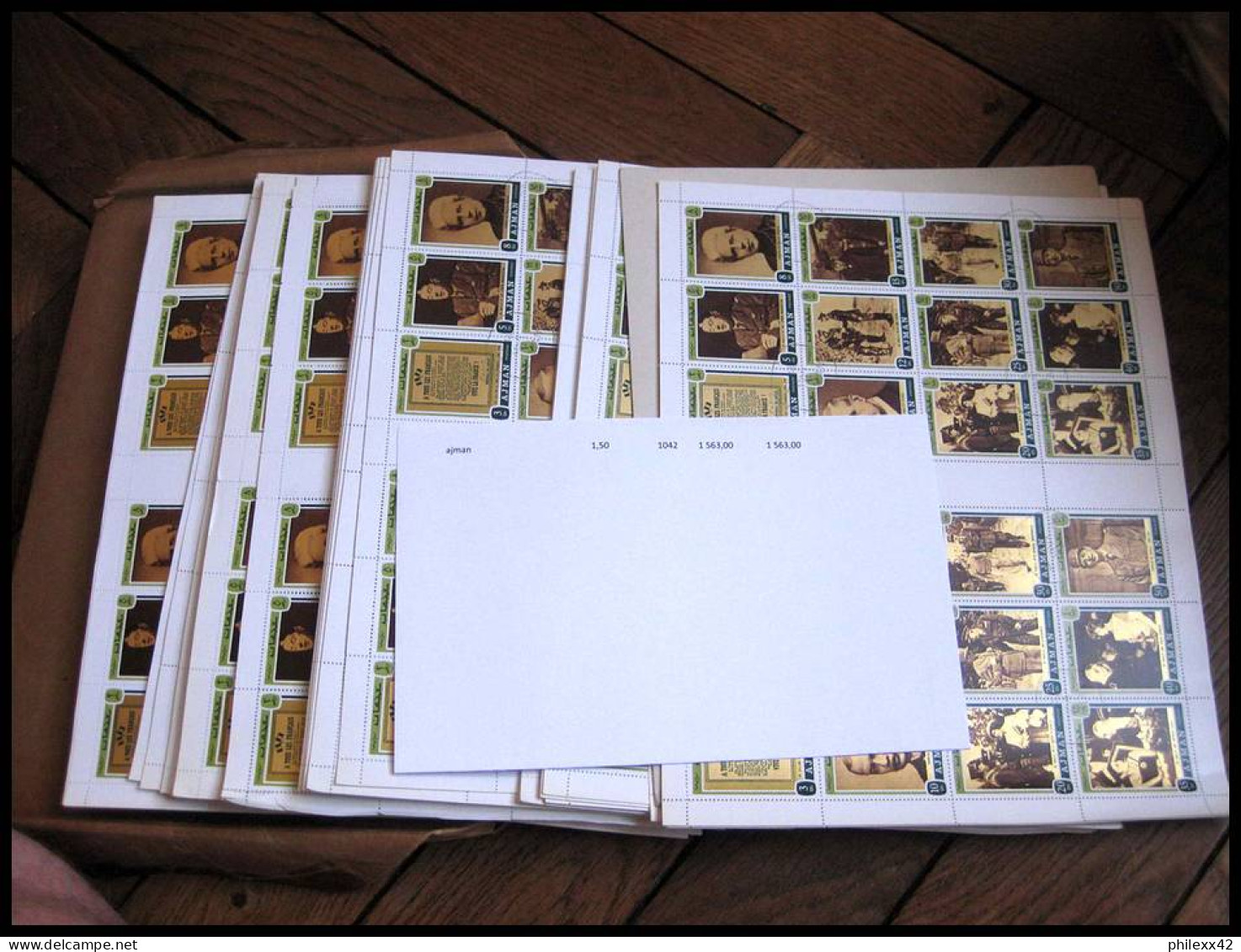 04-4 gros Cartons timbres en feuilles 100kg cote + de 123000.00 euros voir description topics  1.5 % DE LA COTE !!