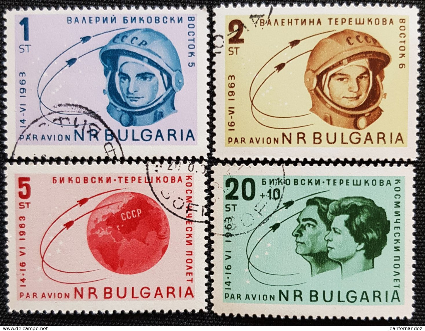 Bulgarie 1963 Airmail - The Flights Of The Spaceships Vostok 5 And Vostok 6   Stampworld N° 1382 à 1385  Série Complète - Luchtpost