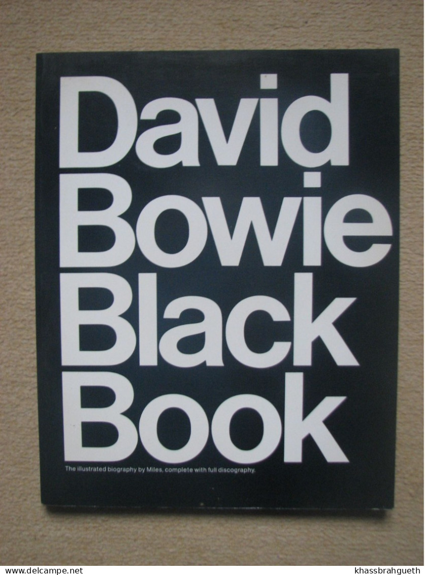DAVID BOWIE - SUPERSTAR / BLACK BOOK / BOWIEPIX... LOT 5 LIVRES