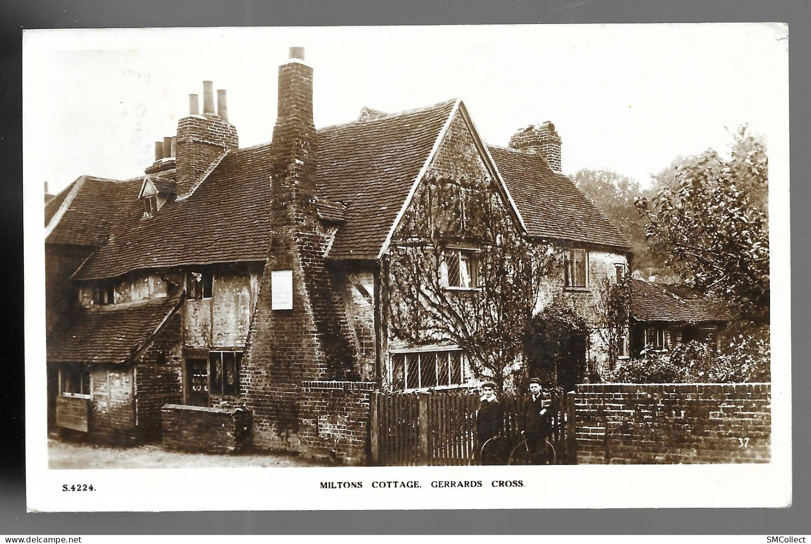 Miltons Cottage, Gerrards Cross (A20p47) - Buckinghamshire