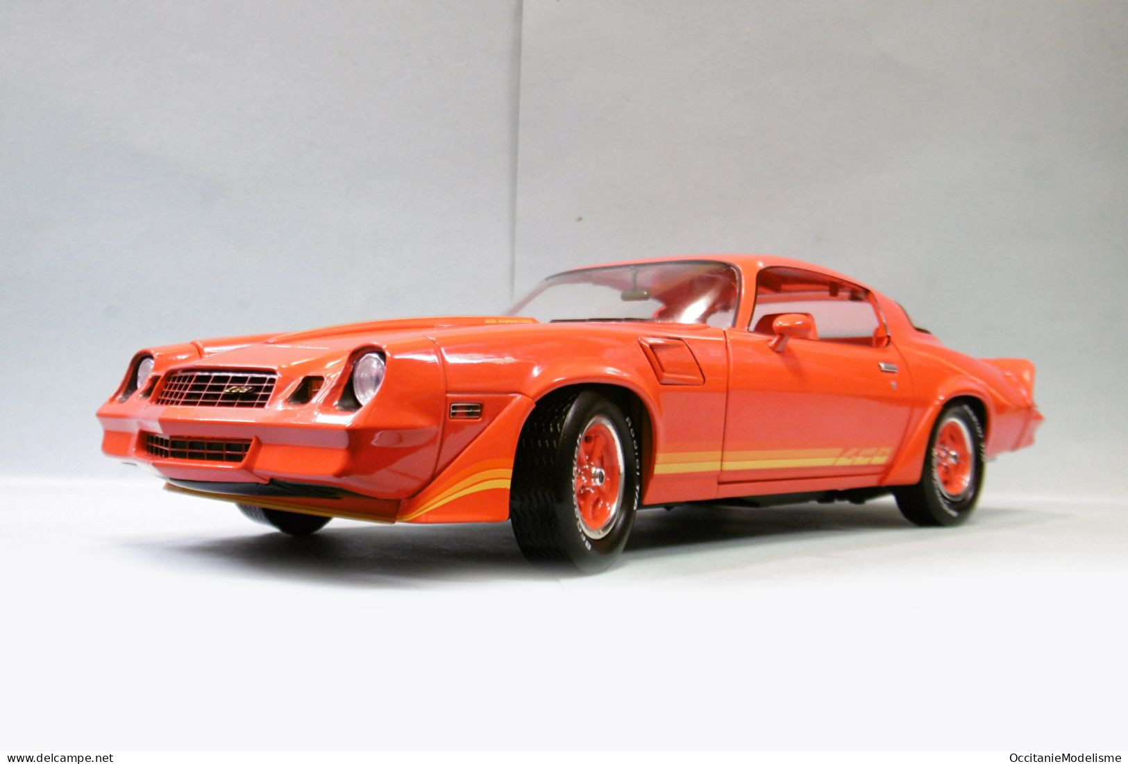 Greenlight - CHEVROLET CAMARO Z28 1981 Rouge Réf. 13634 Neuf 1/18 - Andere & Zonder Classificatie