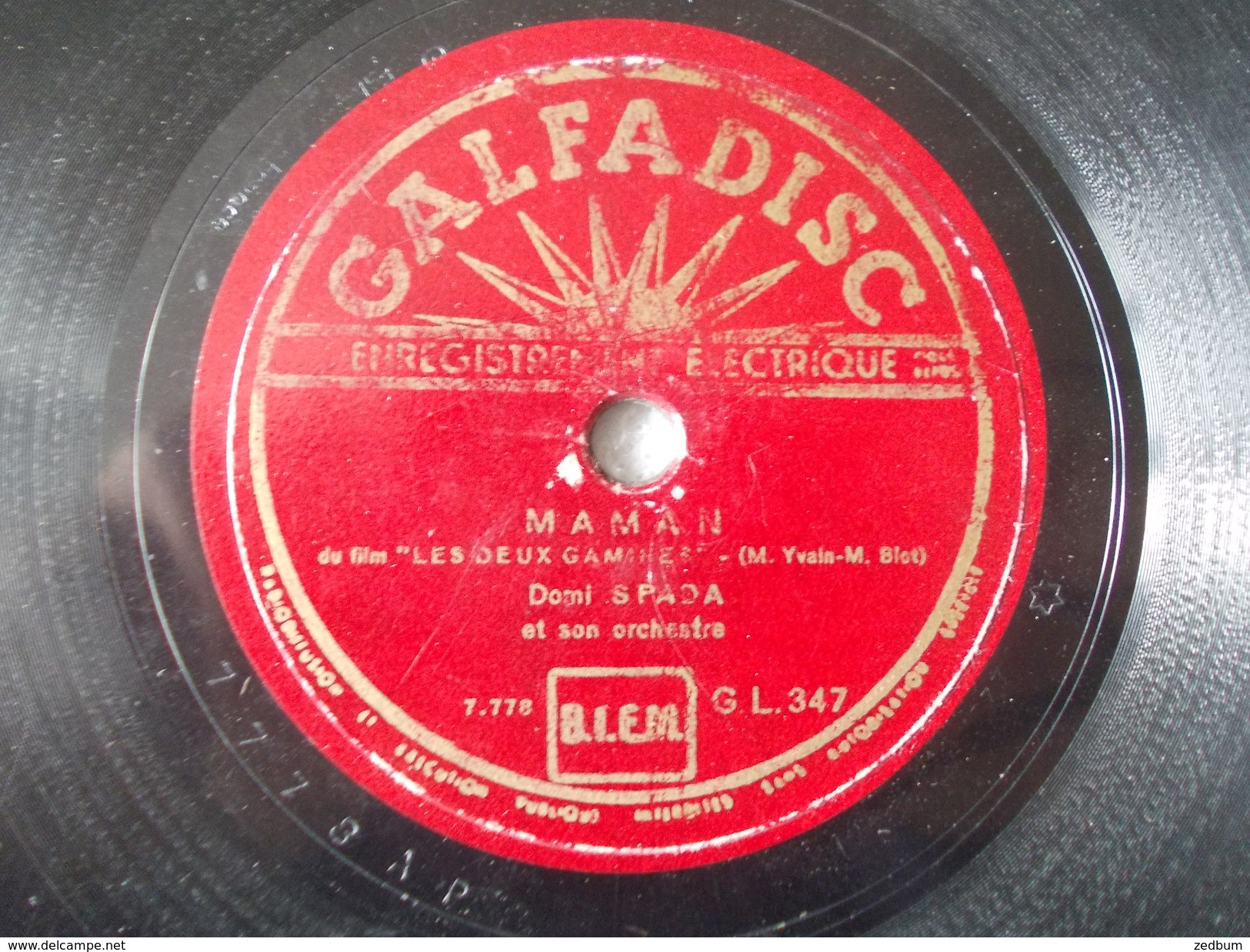 78T - Sous Le Ciel D' Hawaii Et Maman Par Domi Spada - 78 Rpm - Schellackplatten