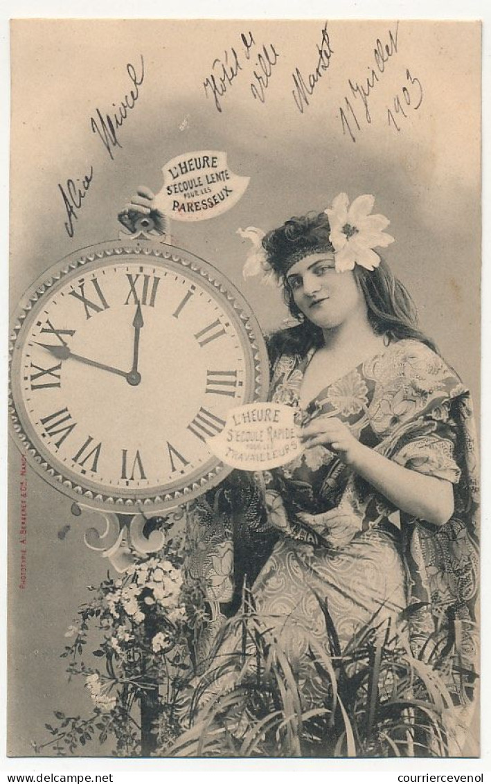CPA - Fantaisie - Femme Et Horloge - L'heure S'écoule Lentement Pour Les Paresseux ... Phototypie A. Bergeret - Women