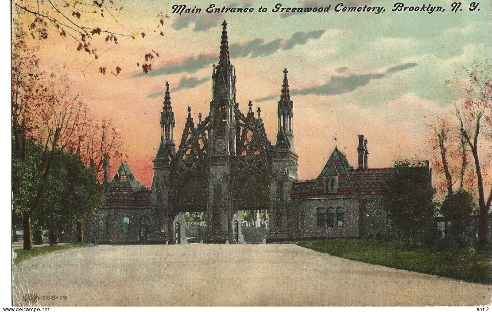 USA   Main Entrance To Greenwood Cementry, Brooklyn, Ny     Unused Pictoral Card - Brooklyn