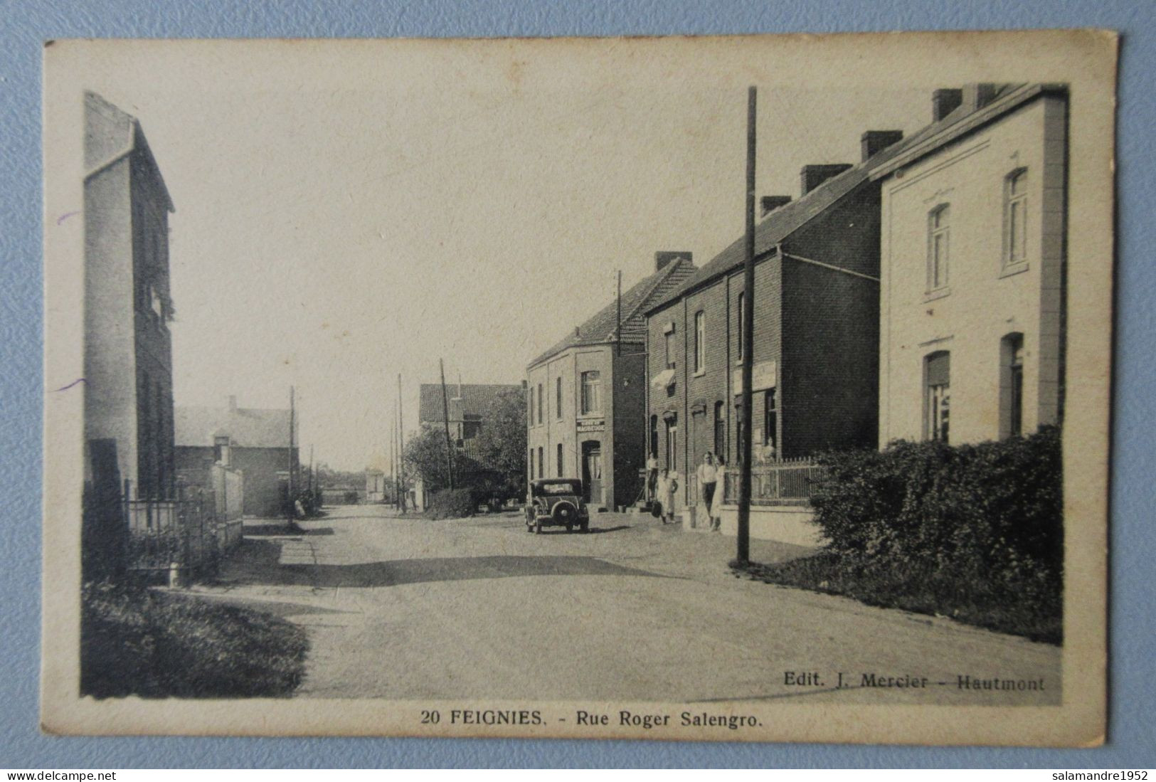 CPA - Feignies - Rue Roger Salengro  - Non Circulée - Feignies