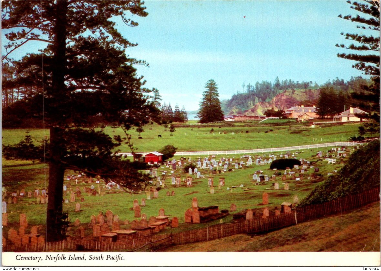 7-2-2024 (3 X 31) Australia - Norfolk Island - Cemetery - Norfolk Island