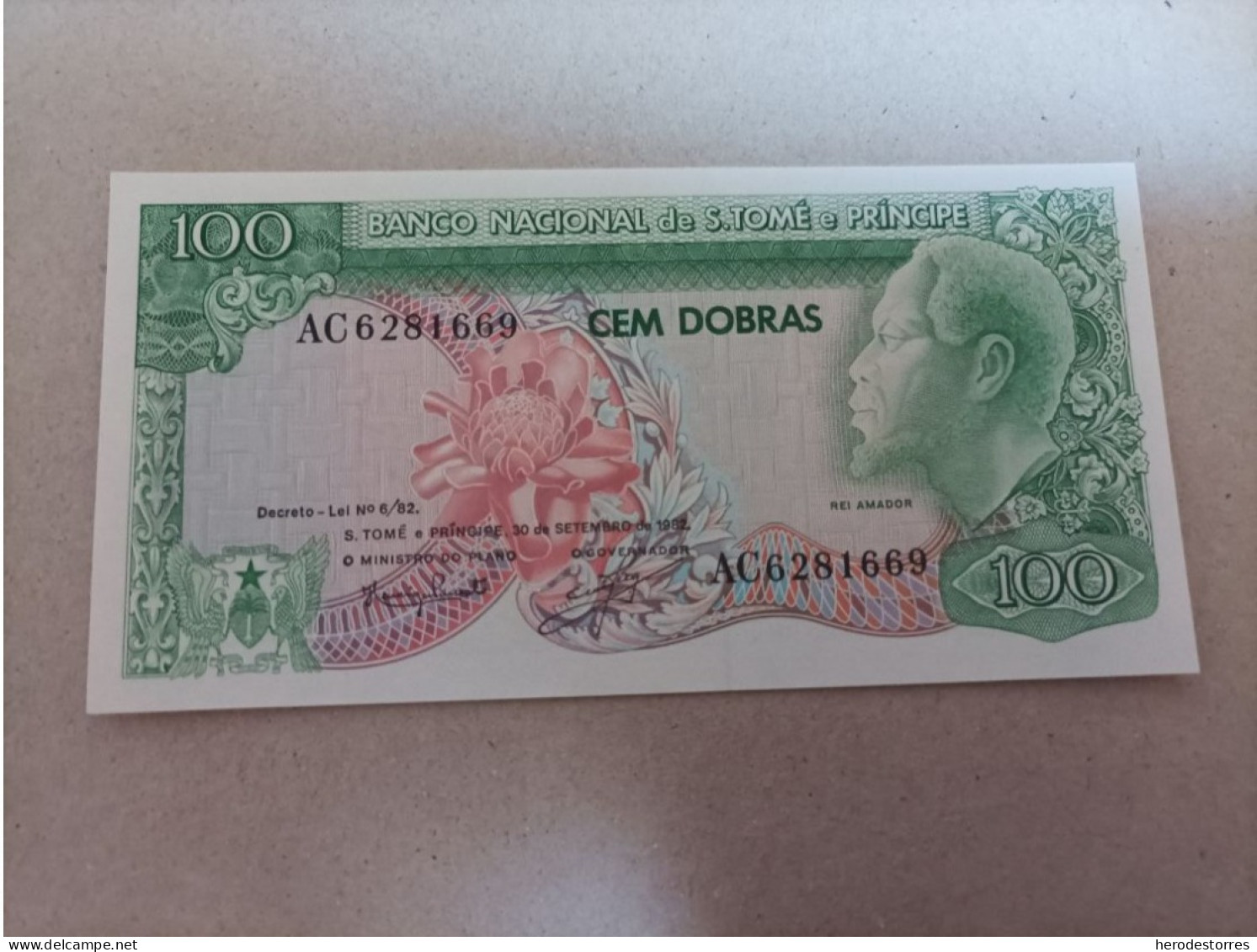 Billete De Santo Tome Y Príncipe De 100 Dobras, Año 1982, UNC - San Tomé E Principe