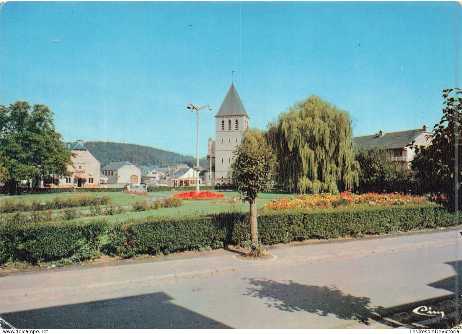 BATIMENTS &  ARCHITECTURE - Monuments - Vue Générale Du Parc Communal - 5432 Sur Lesse - Carte Postale - Denkmäler