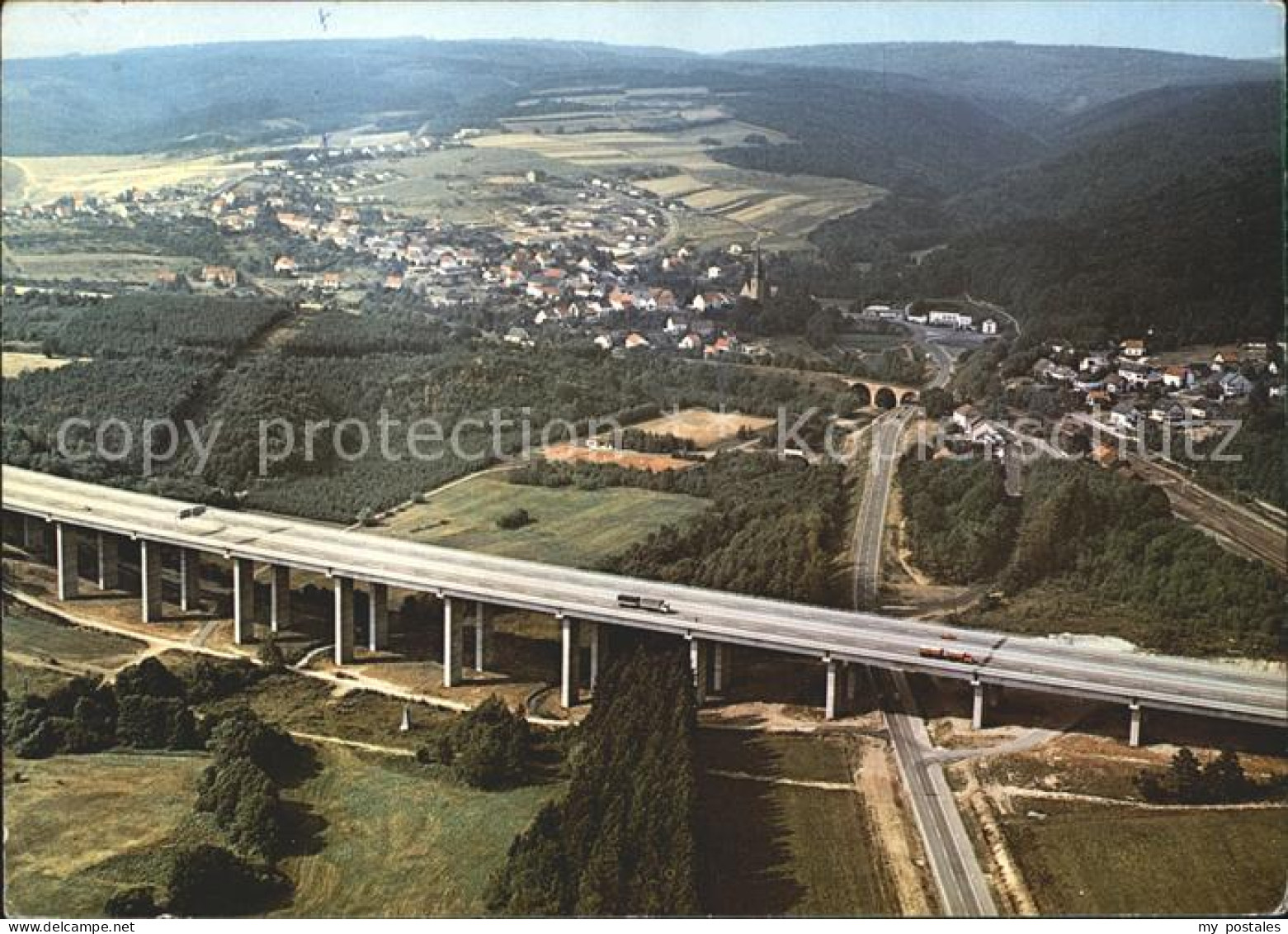 72042870 Nonnweiler Fliegeraufnahme Autobahnbruecke  Nonnweiler - Nonnweiler