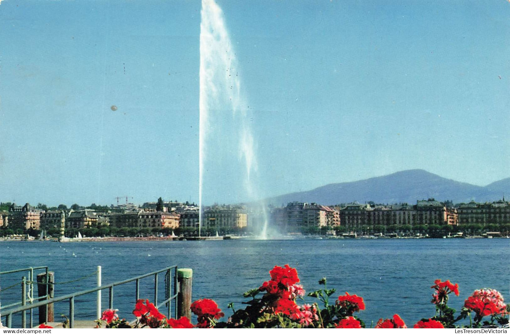 SUISSE - Genève - Le Jet D'Eau (130m) - Carte Postale - Genève