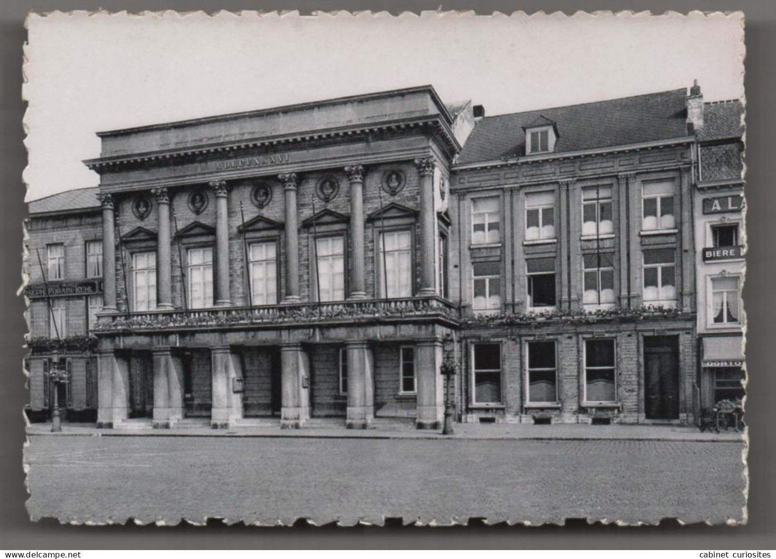 TIENEN - Stadhuis - Tirlemont - Hôtel De Ville - Belgique - Tienen