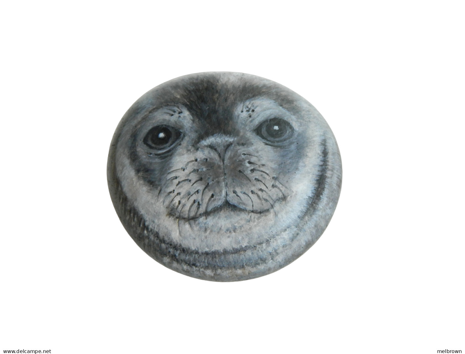 Weddell Seal Hand Painted On A Smooth Round Beach Stone Paperweight - Fermacarte