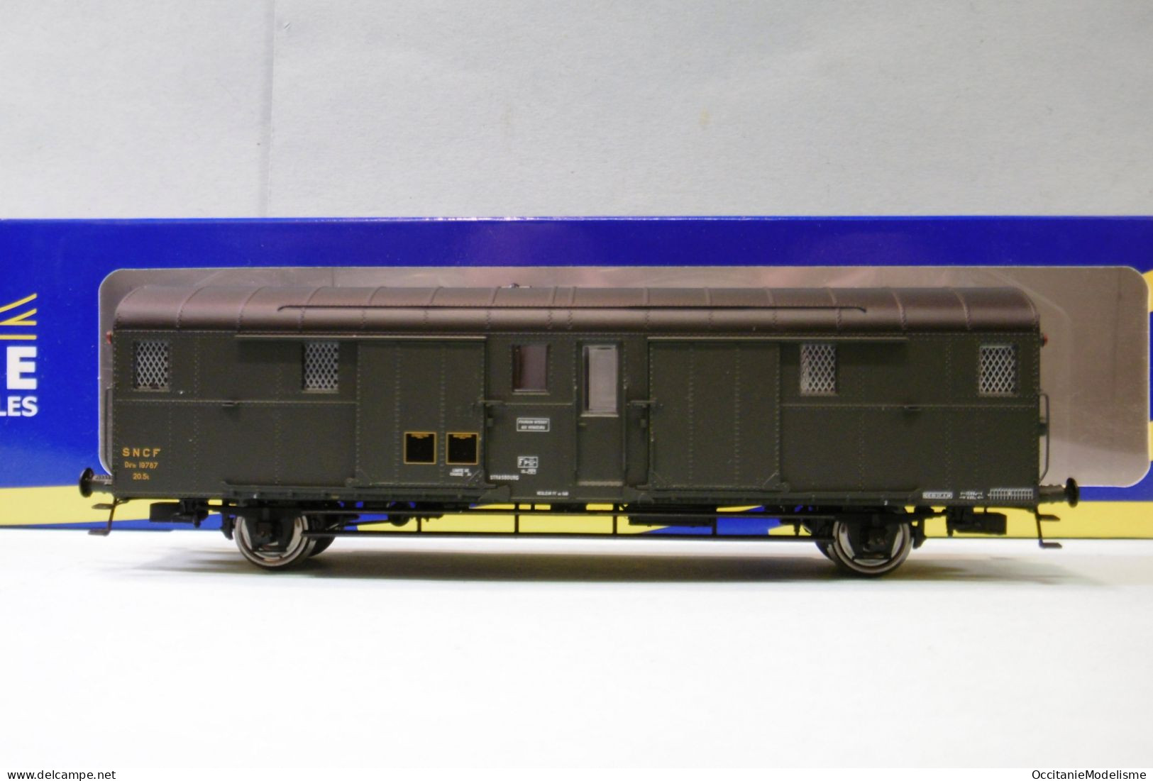 REE - Fourgon OCEM 32 Est SNCF Avec Feux ép. III B Réf. VB-313 Neuf NBO HO 1/87 - Passagierwagen