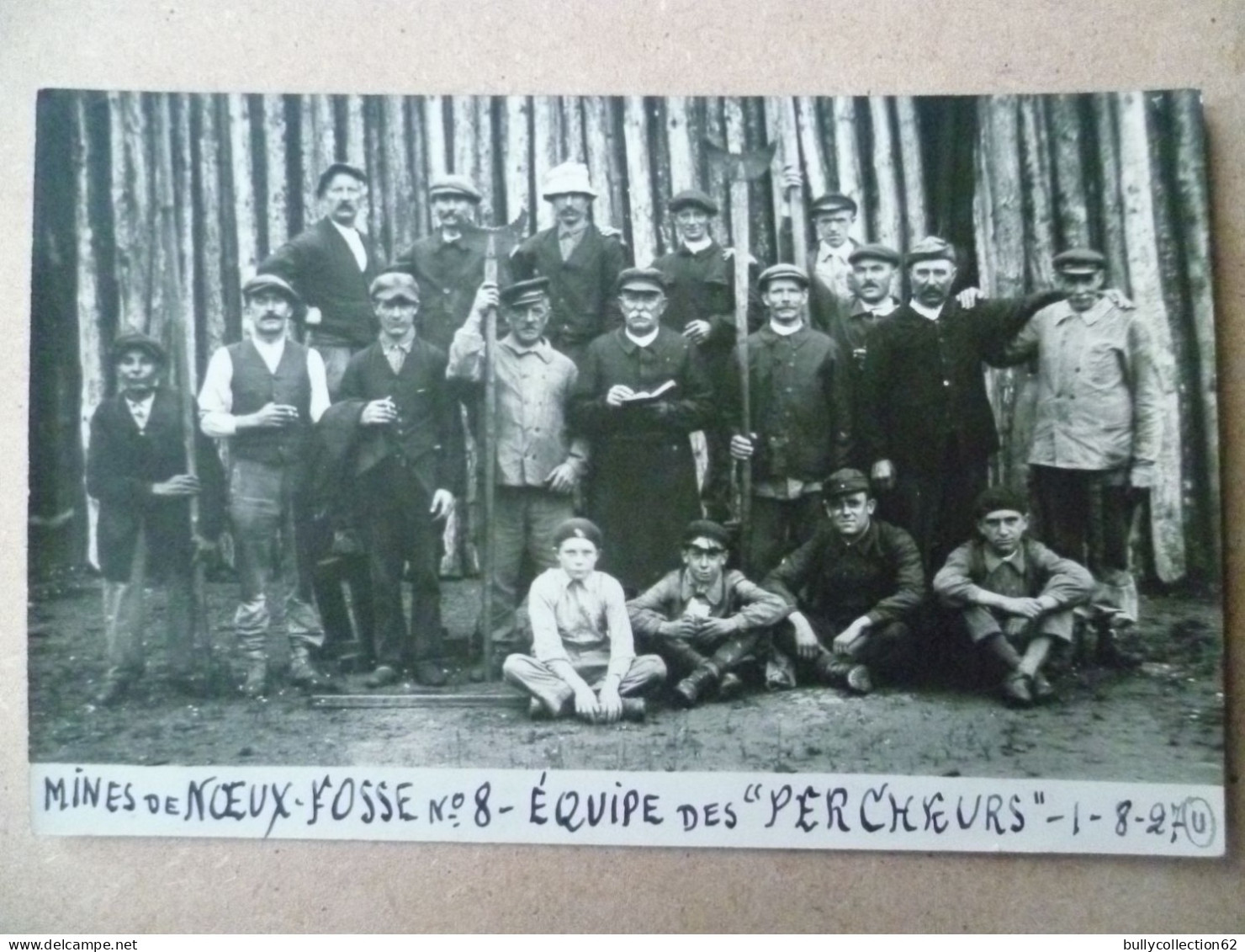 CPA - SELECTION - NOEUX LES MINES  - CARTE PHOTO -  Mines De Noeux . Fosse 8 - Equipe Des " PERCHEURS " 1927. - Noeux Les Mines