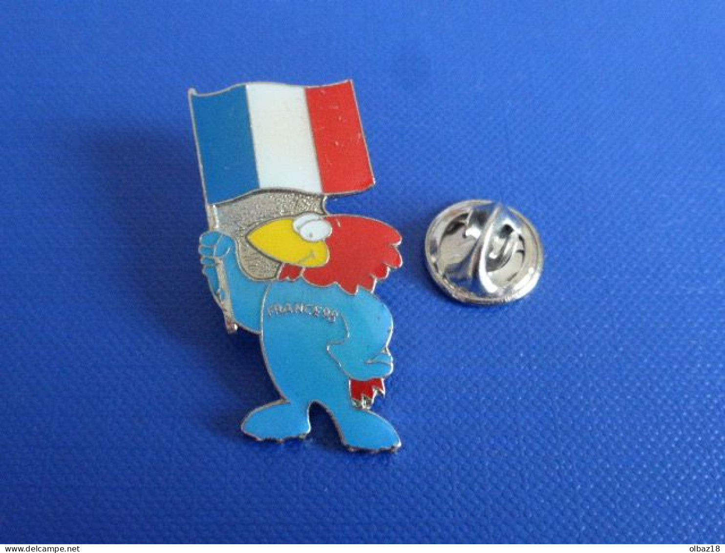 Pin's Footix Mascotte Coupe Du Monde France 98 - Football Foot - Drapeau Français - Haut 3.7 Cm (PR52) - Football