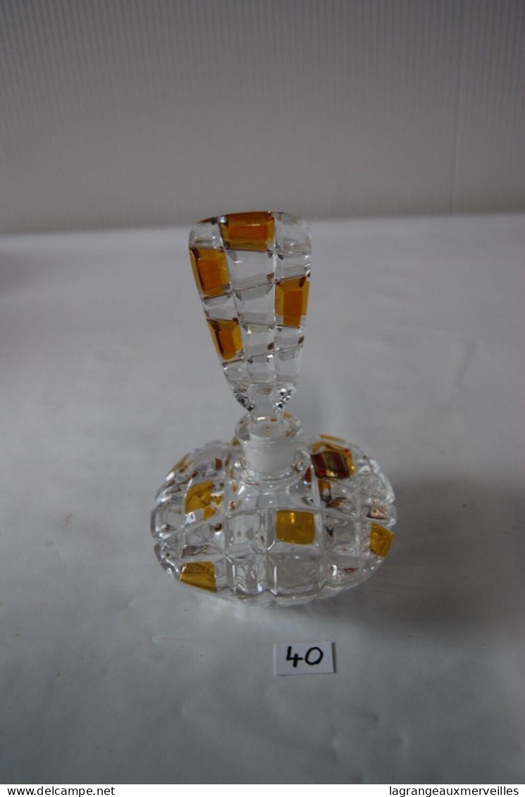 C40 Ancienne Carafe à Parfum - France - Cristal - Glas & Kristall
