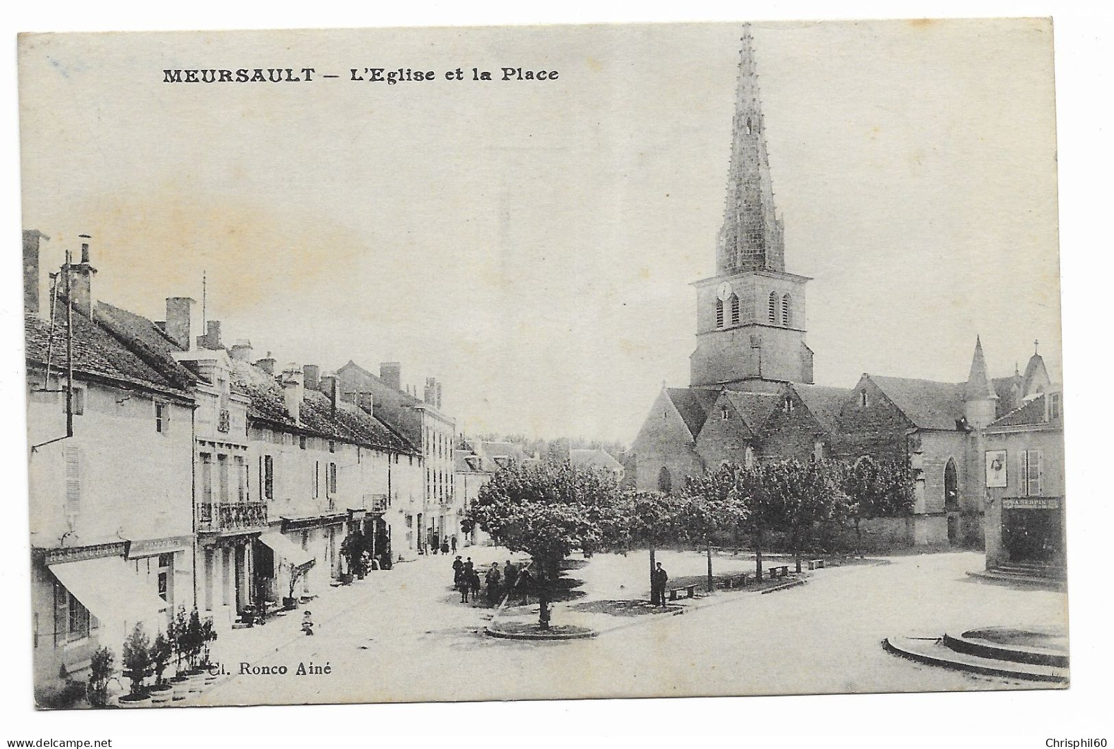 CPA écrite En 1917 - MEURSAULT - L'Eglise Et La Place - Edit. Ronco Ainé - Animé - - Meursault