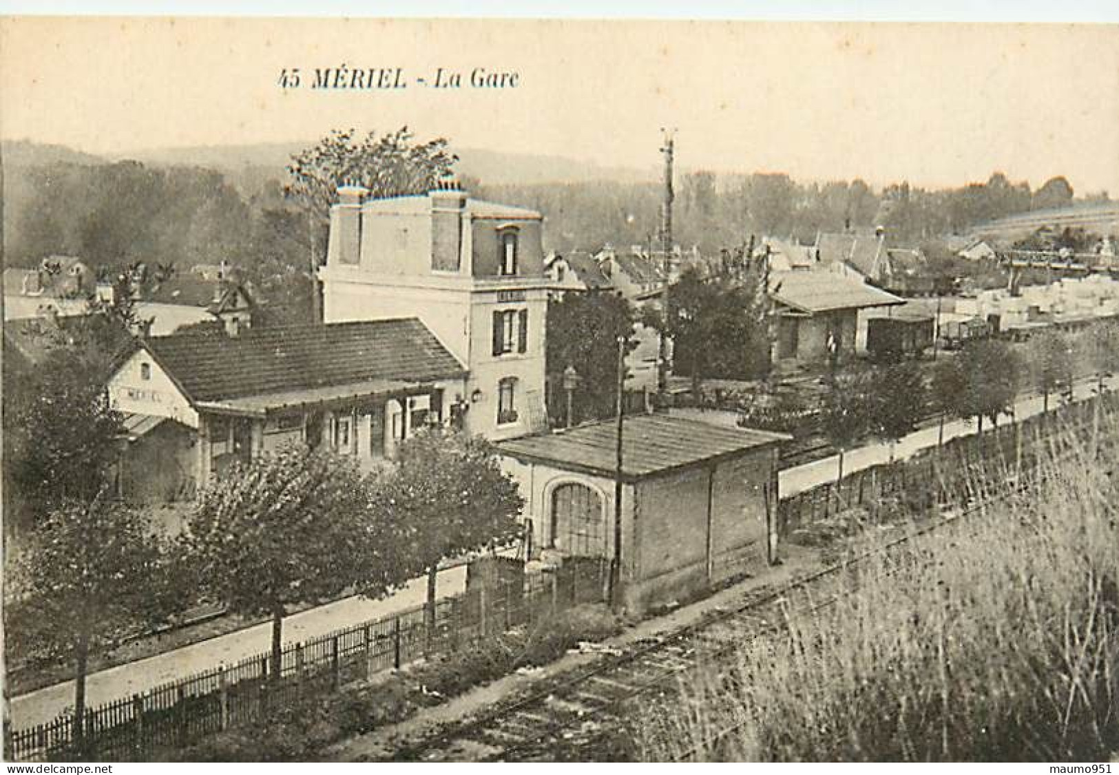 95 MERIEL - La Gare - Meriel