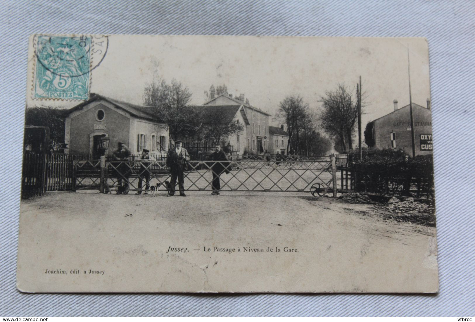 Jussey, Le Passage à Niveau De La Gare, Haute Saône 70 - Jussey