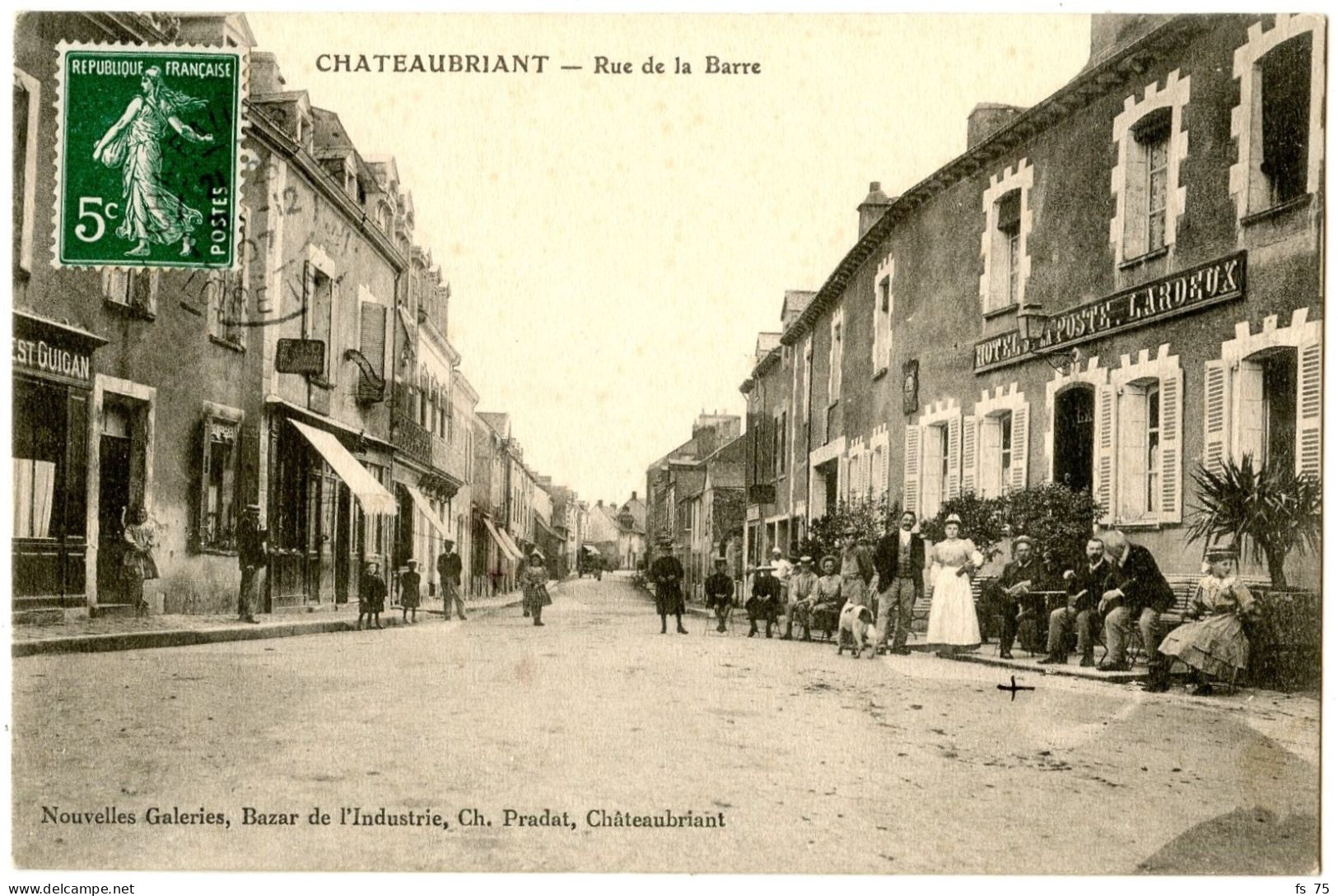 44 - LOIRE ATLANTIQUE - CHATEAUBRIANT - RUE DE LA BARRE - Châteaubriant