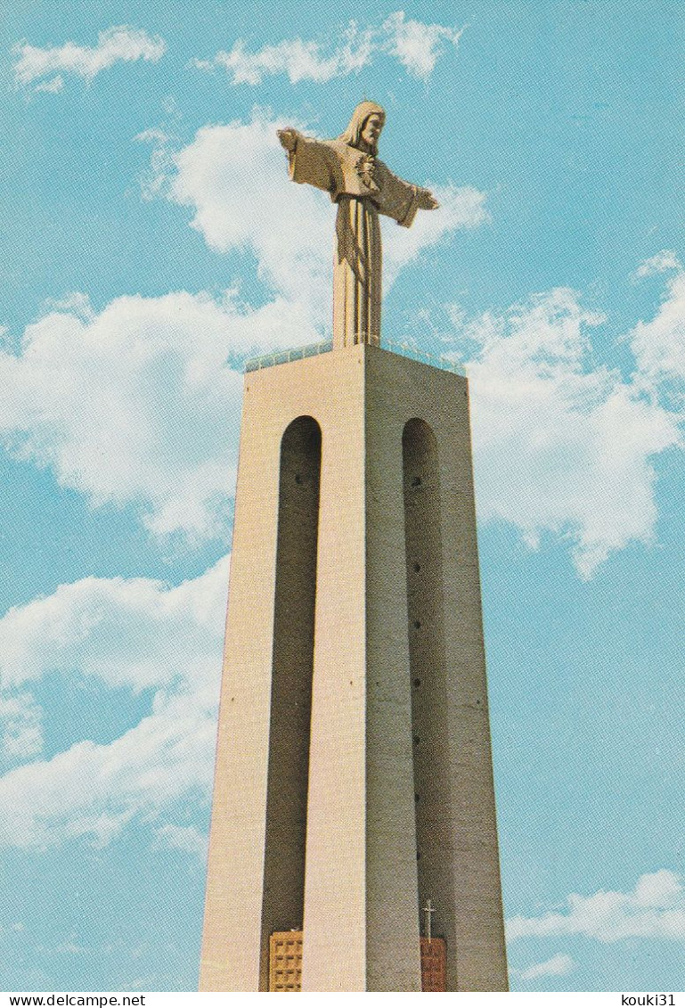 Almada : Monument à Christ Roi - Setúbal