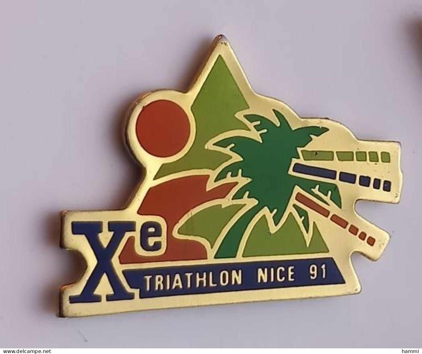 PO78 Pin's 10 ème X ème Triathlon De Nice 91 Natation Vélo Cyclisme Course à Pieds Palmier Achat Immédiat - Biathlon